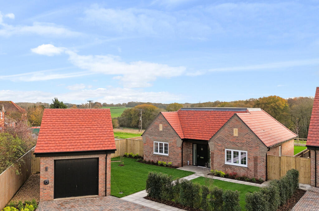 Main image of property: Bowbrook Copse, Monk Sherborne Road, Charter Alley, Hampshire, RG26