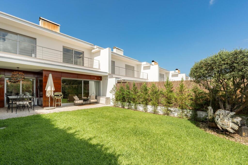 Main image of property: Setúbal, Sesimbra