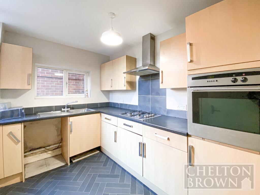 Balmoral Road, Northampton, Northamptonshire, NN2 - More