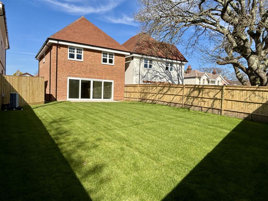 Plot 7 Fairway View Close, Linden Road, West Parley, Ferndown photo 2