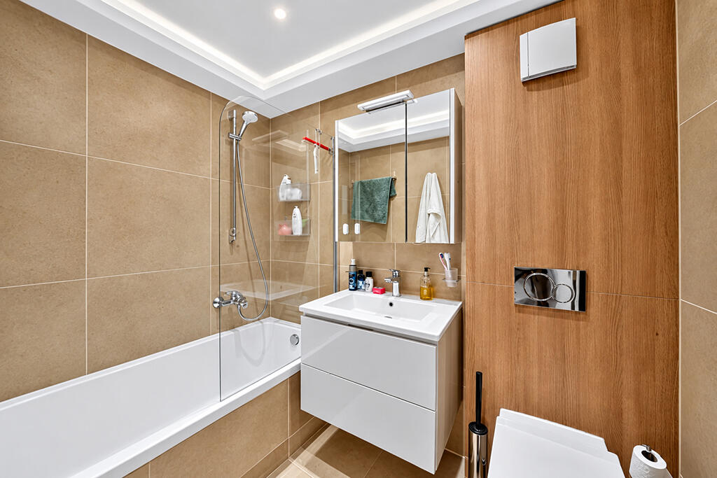 Apartment in London, Westbourne Green, Bayswater - More