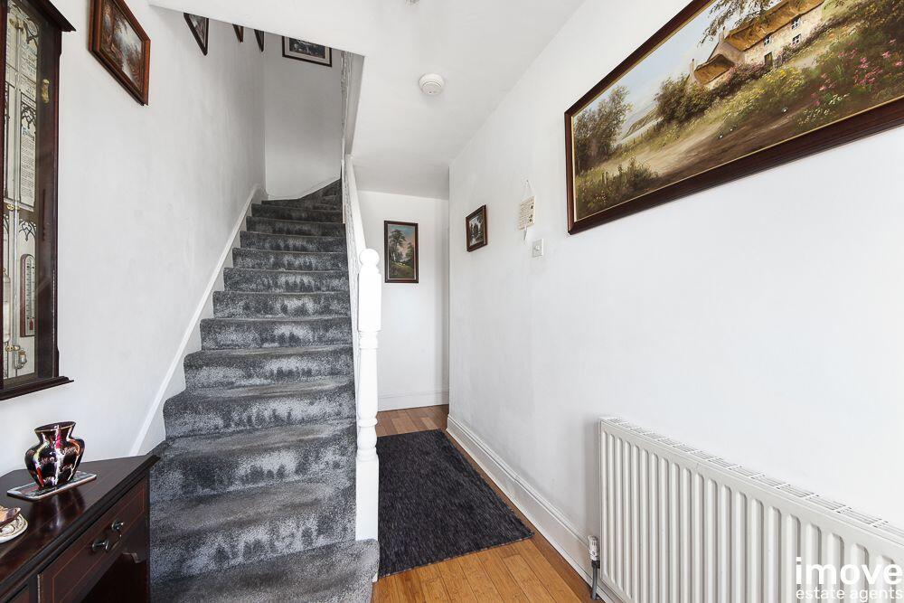 House in Torquay, Ellacombe - More