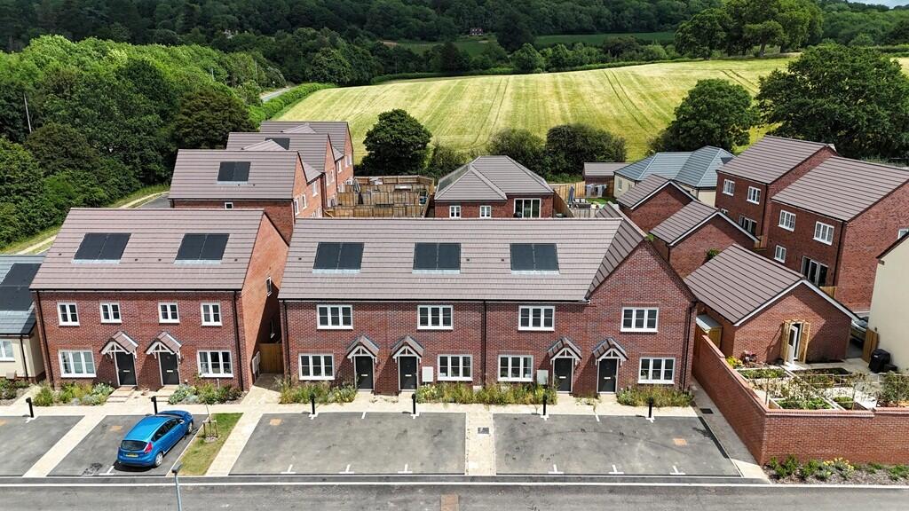 Main image of property: HOPFIELDS,
Leadon Way,
Ledbury,
HR8 2WF