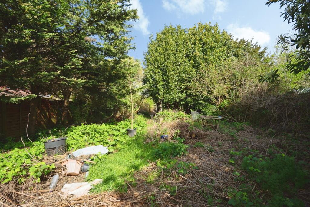 House in Worthing, West Sussex - View 5