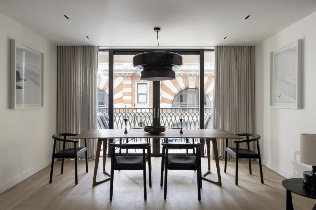 Apartment in London - View 5