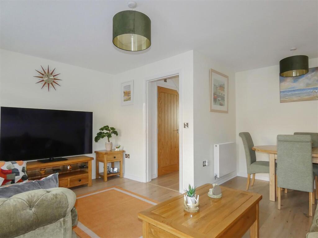 Gratwicke Drive, Elysian Fields, Littlehampton photo 2