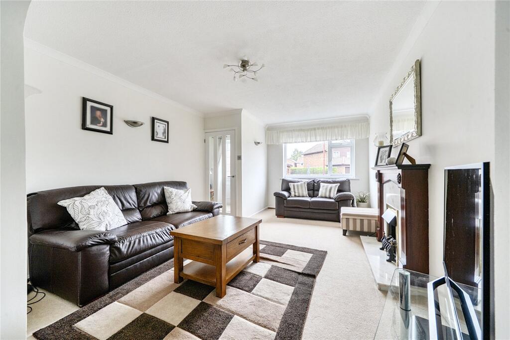 House in Newport - View 2