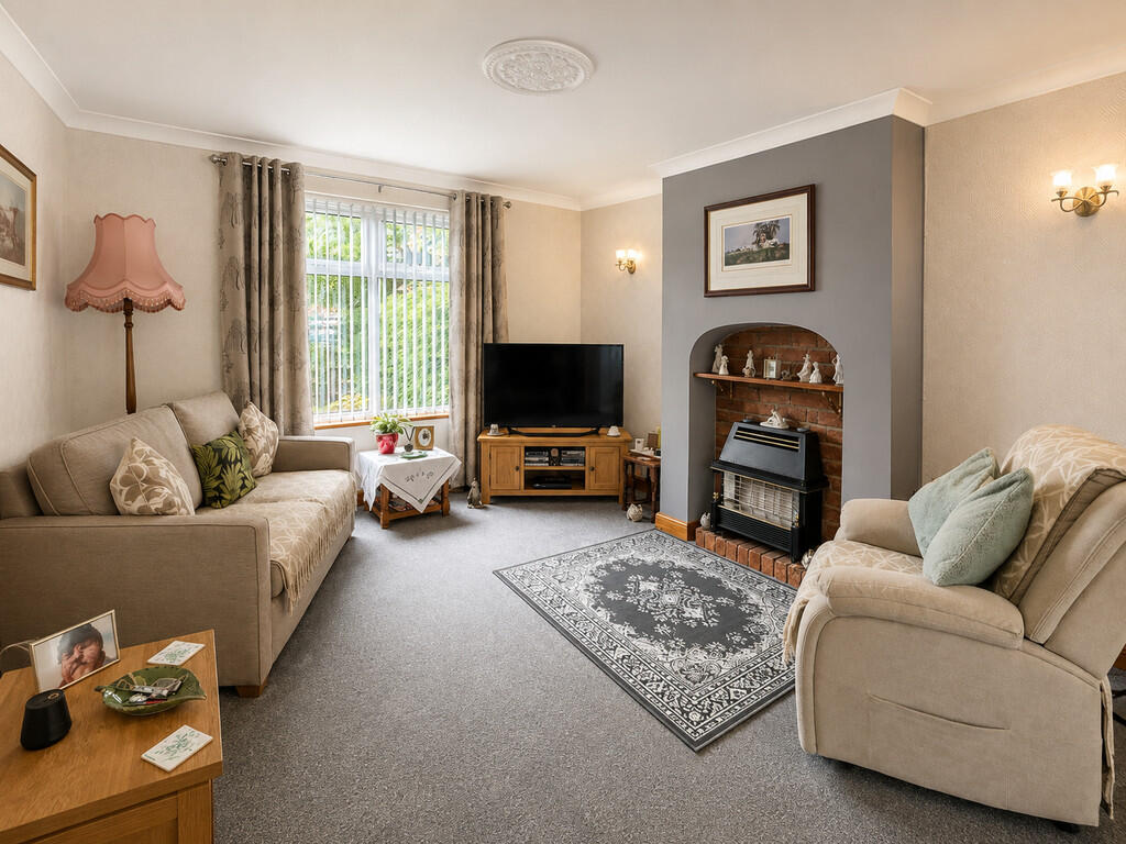 House in Weaverham - View 5