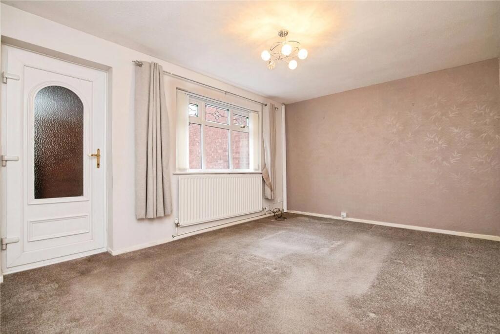 House in Redditch, Worcestershire - View 4