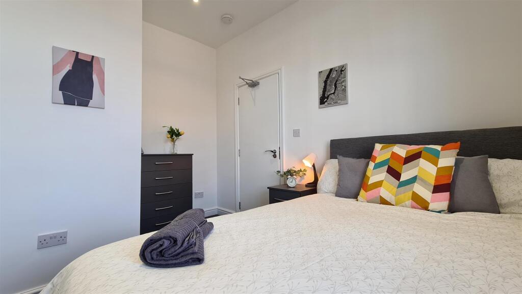 Additional image 9 of Rood End Road, Oldbury, Birmingham