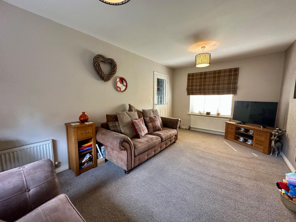 House in Walsall, Heath End - View 3