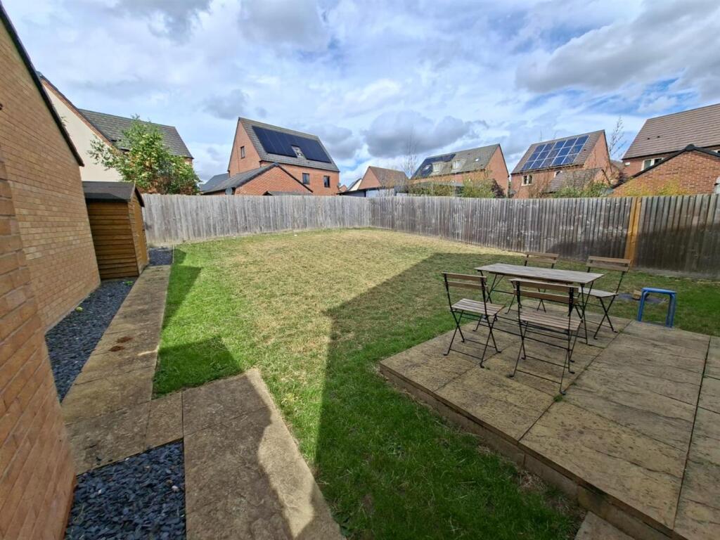 House in Duston, Marina Park, Upton - View 4