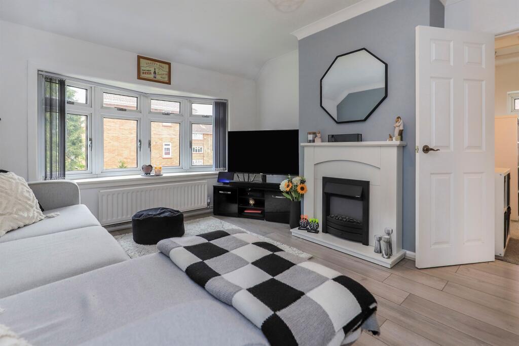 Ridge Lane, Wednesfield, Wolverhampton - View 4
