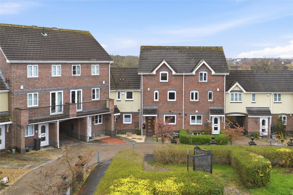 Main image of property: Emerson Way, Emersons Green, Bristol, Gloucestershire, BS16