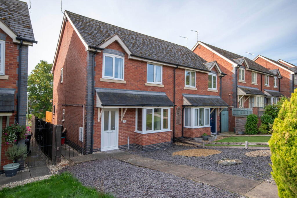 Main image of property: Dyffryn Foel, Llansantffraid, SY22 6DG