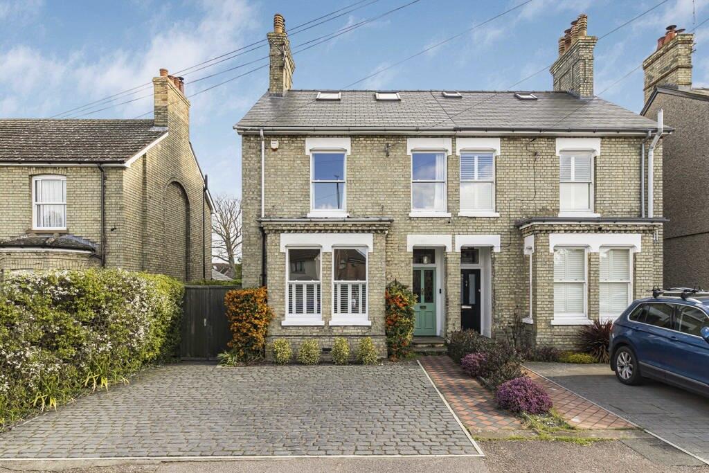 Main image of property: 103 Melbourn Road, Royston, Hertfordshire, SG8 7DG