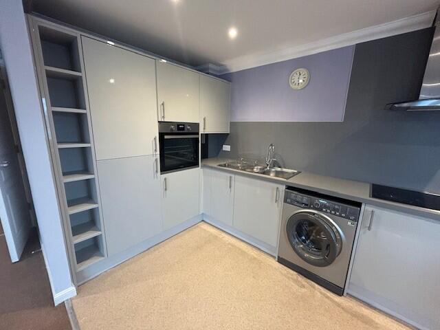 Apartment in Dundee - View 4