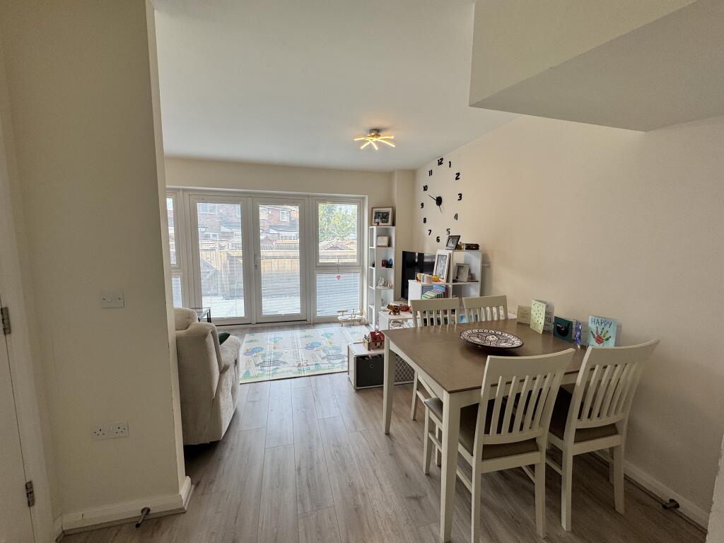 House in Manchester, Brunswick, Chorlton-on-Medlock - View 3