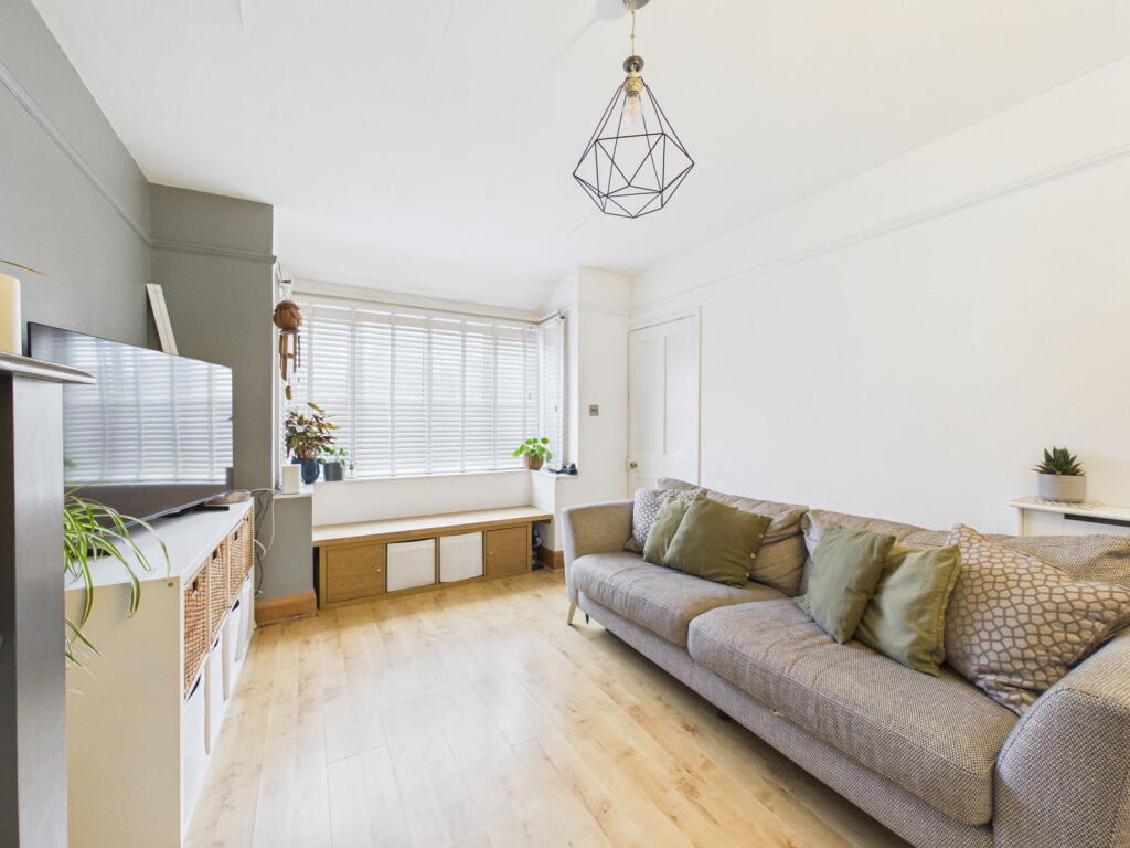 House in Worthing, West Sussex - View 4