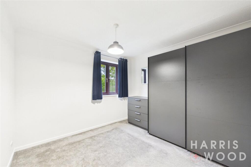 Apartment in Chelmsford, Springfield - More