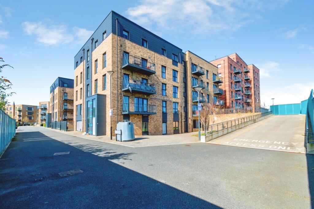 Main image of property: Thomas Blake Avenue, Southampton, Hampshire, SO14