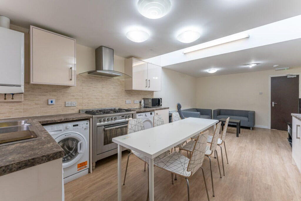 Main image of property: Hubert Road, Selly Oak, Birmingham, B29 6DX