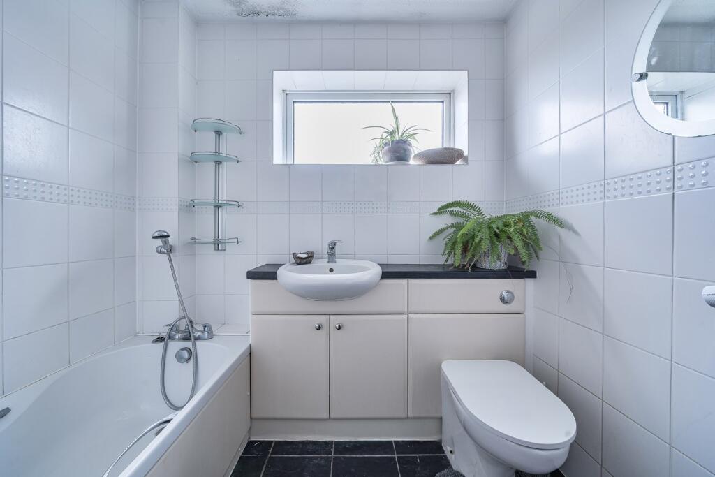 Additional image 22 of Chestnut Close, Frome, BA11