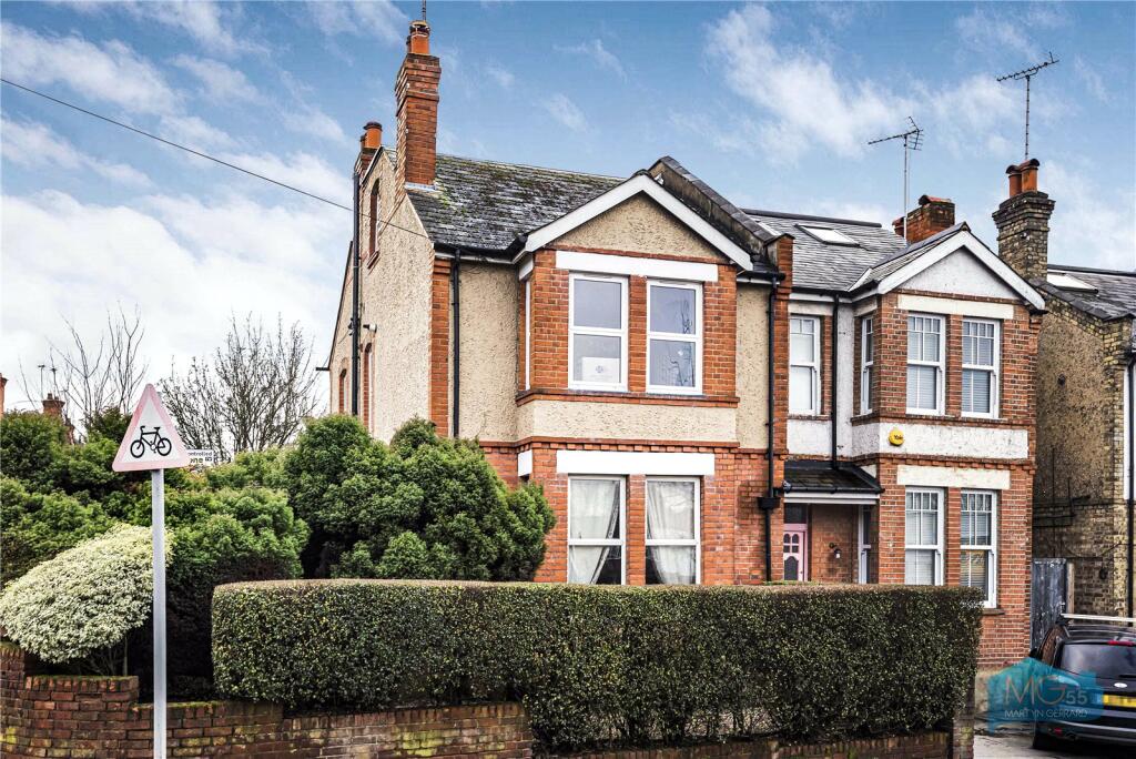 Main image of property: Totteridge Lane, Whetstone, London, N20