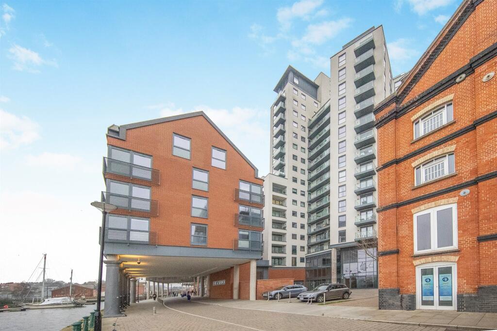 Main image of property: Key Street, Ipswich