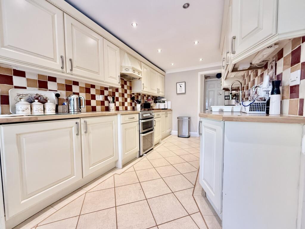 House in Sunderland, Tunstall - More