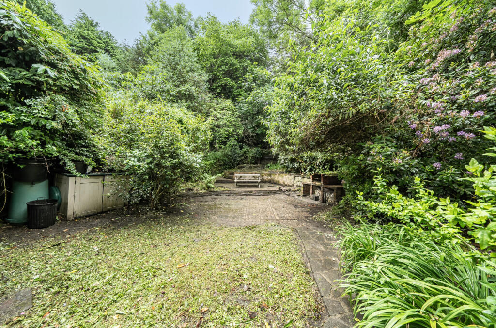 Hope Cottages, Phoenix Lane, Ashurst Wood photo 4
