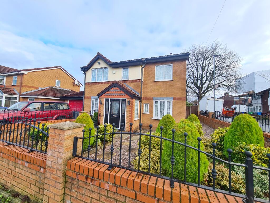 4-bed detached on Lindsay Road, Levenshulme, £435,000