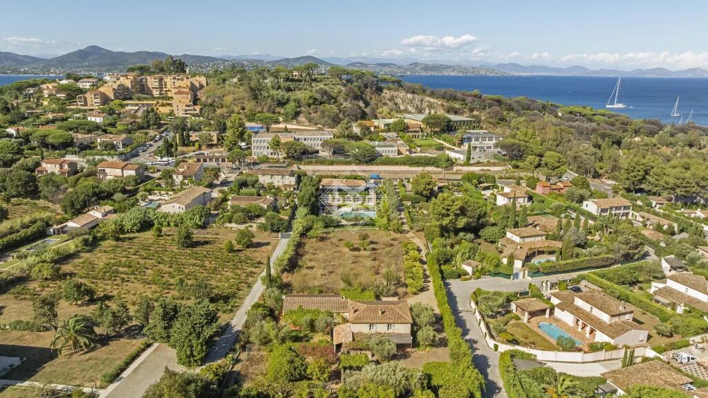 Main image of property: Provence-Alps-Cote d`Azur, Var, St-Tropez