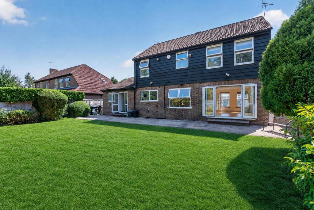 House in Harrow - View 2