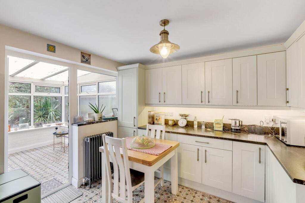House in Nottingham, Nottinghamshire - View 5