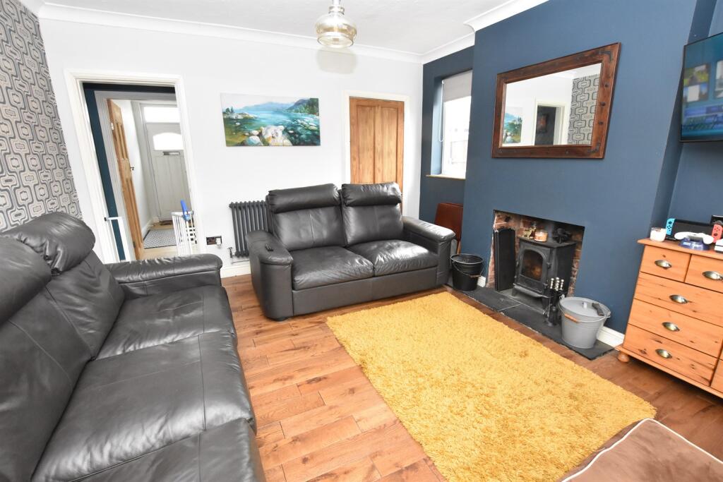 Oak Tree Road, NG17 - View 3