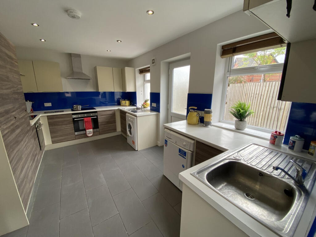 House in Cardiff - View 4