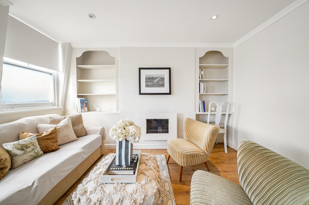 Apartment in London - View 5
