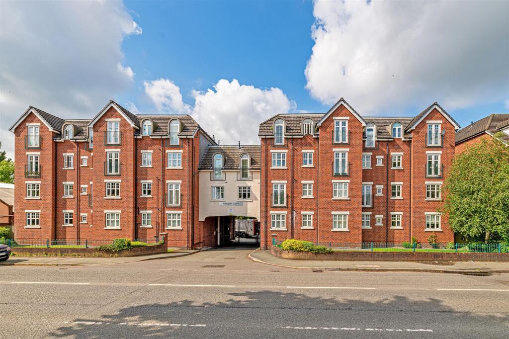 Main image of property: Wilderspool Causeway, Parkgate Court Wilderspool Causeway, WA4
