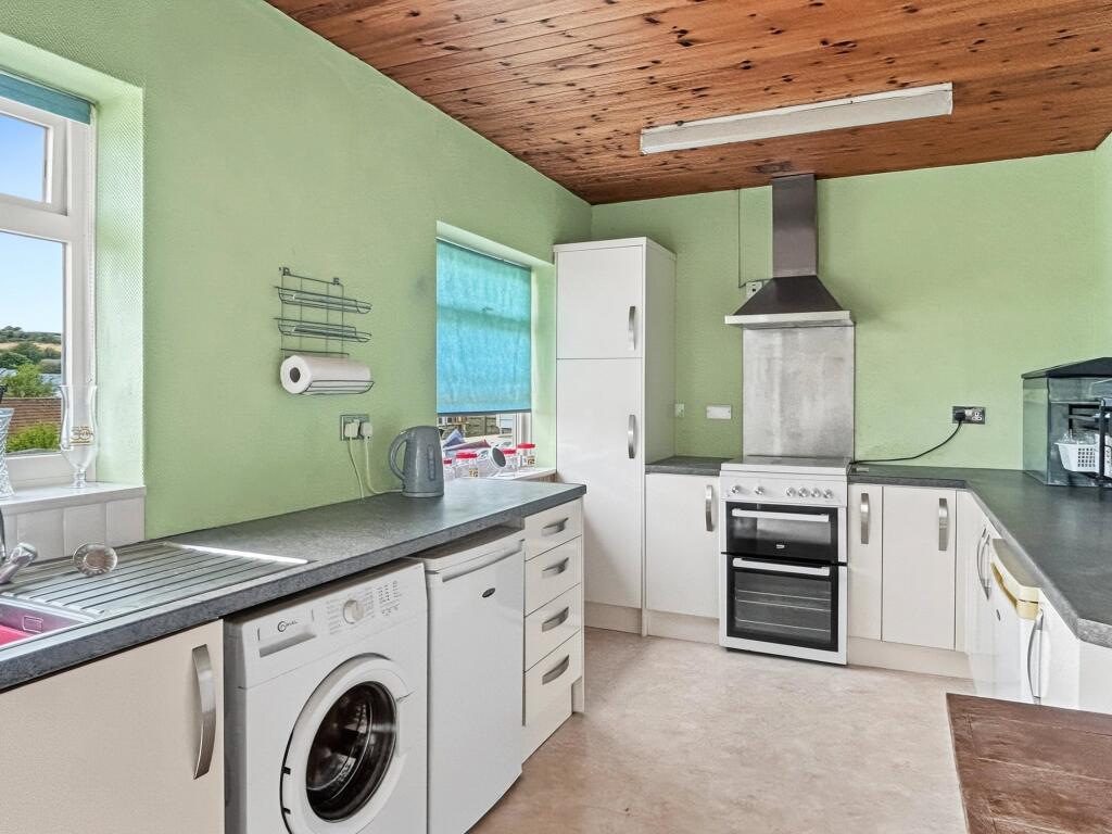 House in Plymouth - View 5