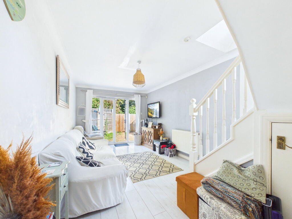House in Watford, Hertfordshire - View 5