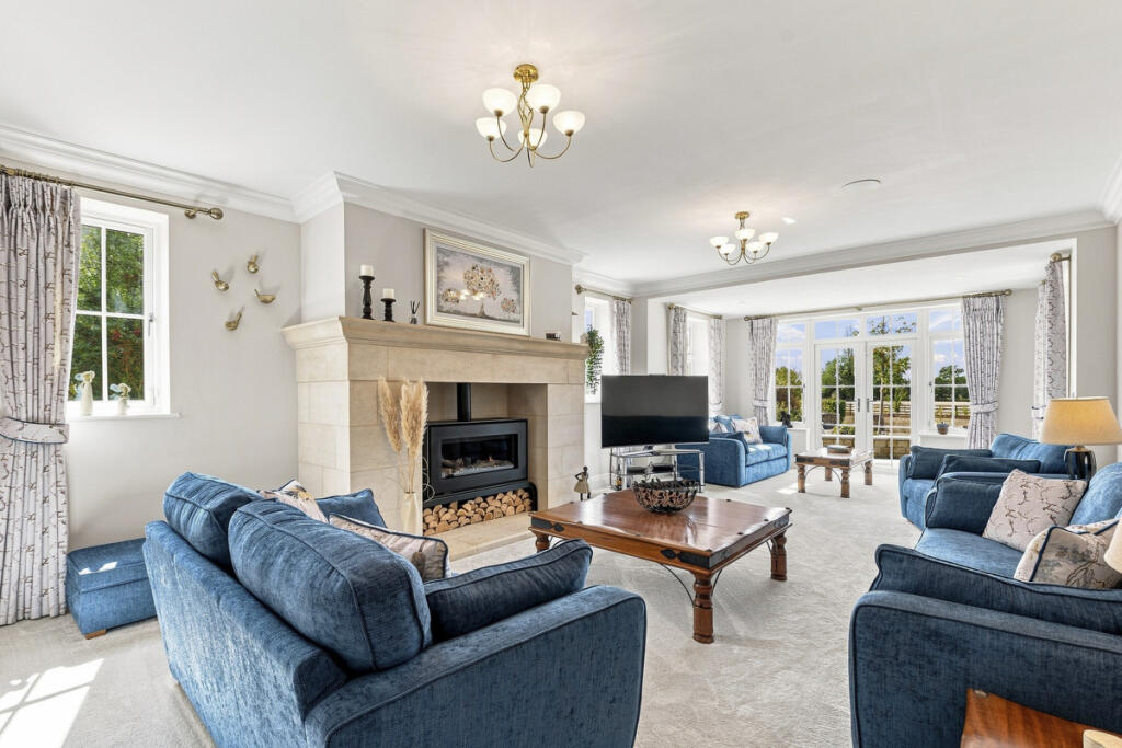 House in Northampton - View 5
