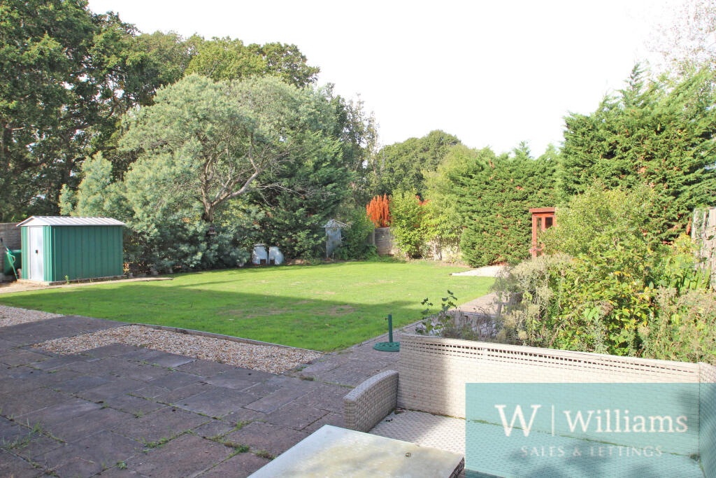 House in Portsmouth - View 3