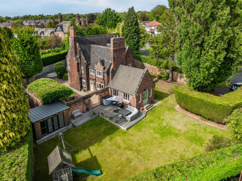 5-bed detached on Parr Fold Farm, Parr Fold, Worsley, £1,000,000