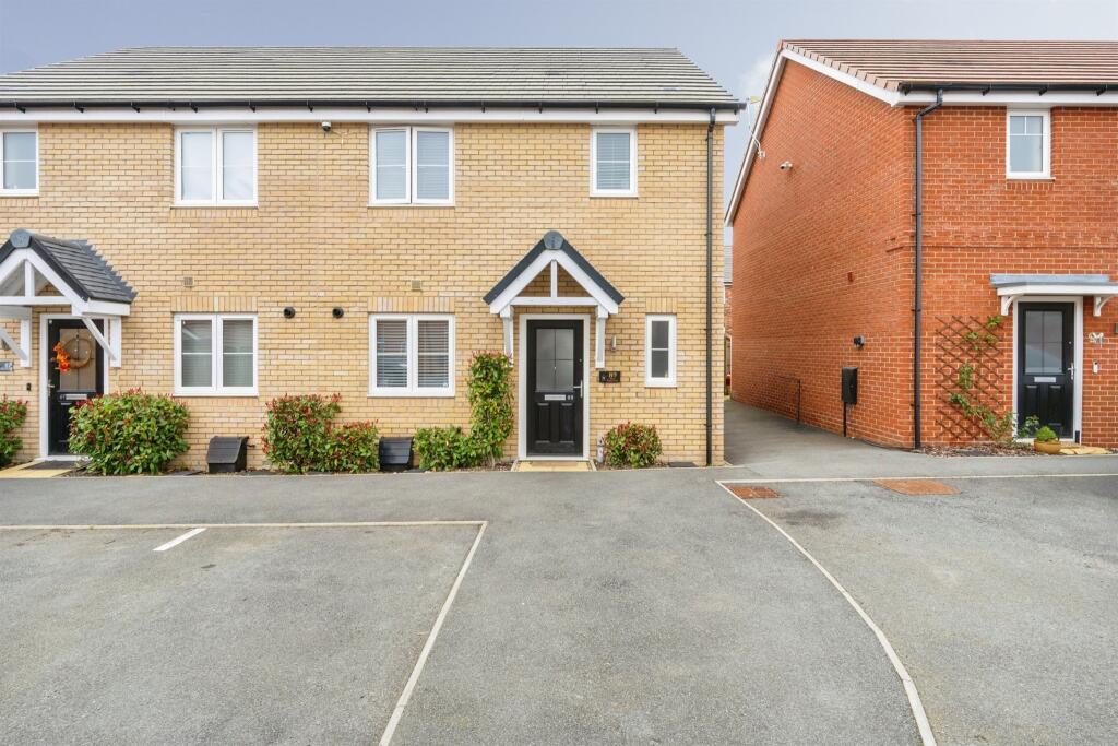 Main image of property: Skye Gardens, Houghton Regis, Dunstable