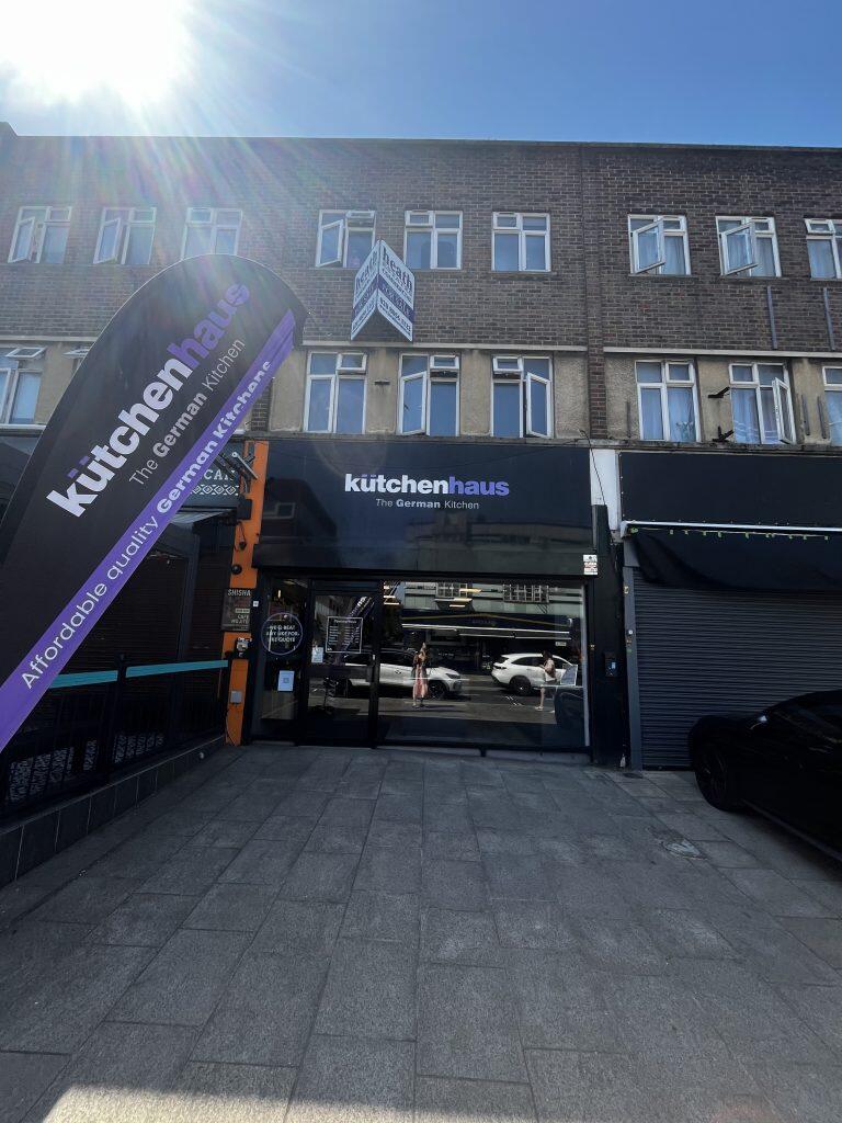 Main image of property: Broadway, Bexleyheath, DA6 7EJ