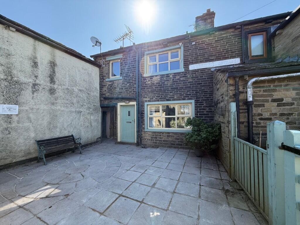 Main image of property: 2 Burnley Hill Cottage, Score Hill, Halifax, West Yorkshire, HX3 7LJ