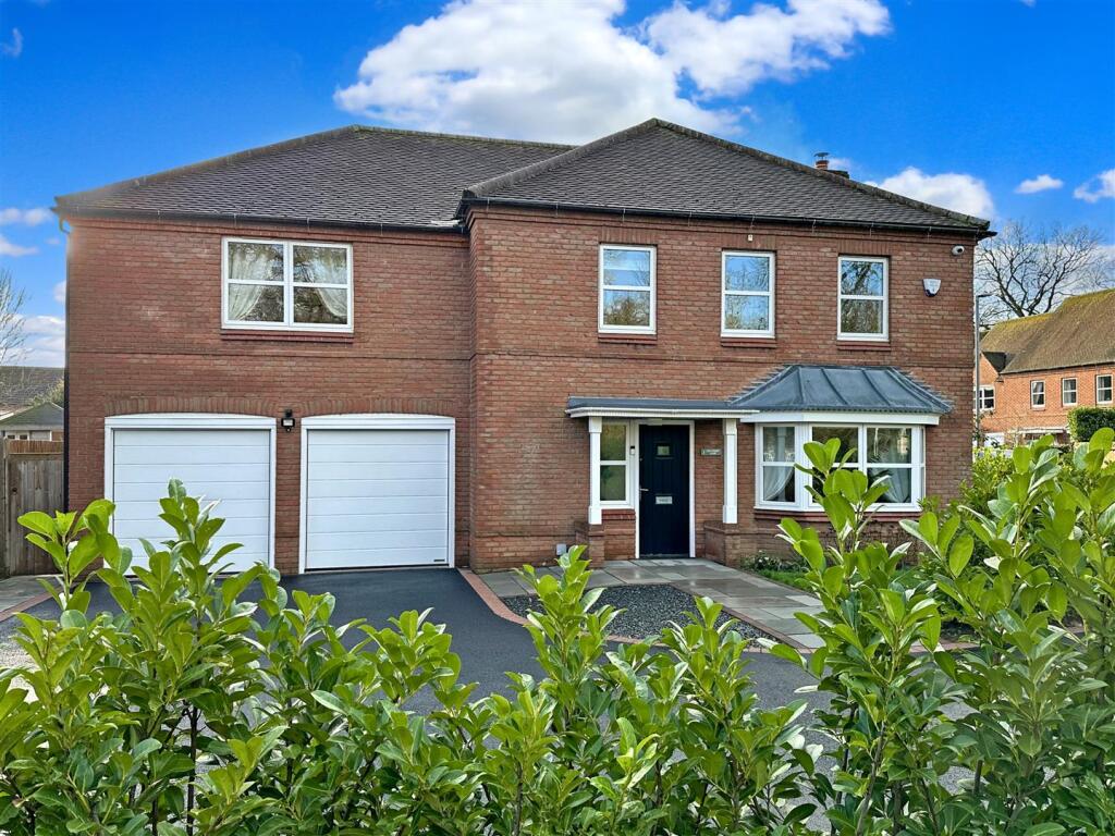 Main image of property: Collinson Lane, Fernwood, Newark