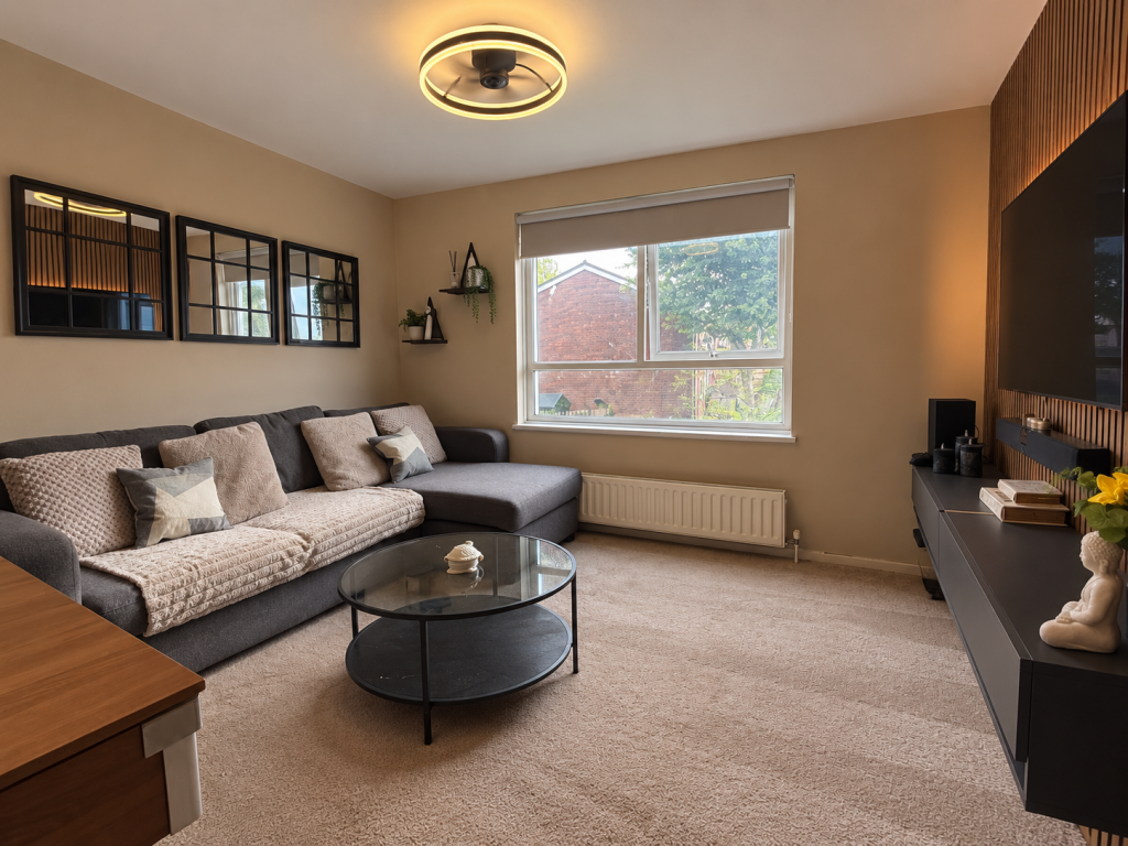 Kirkstall Close, Eastbourne, East Sussex, BN22 photo 4