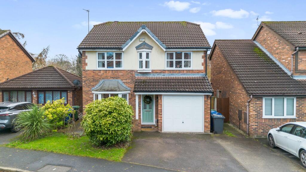 Main image of property: Harrogate Close, Great Sankey, WA5